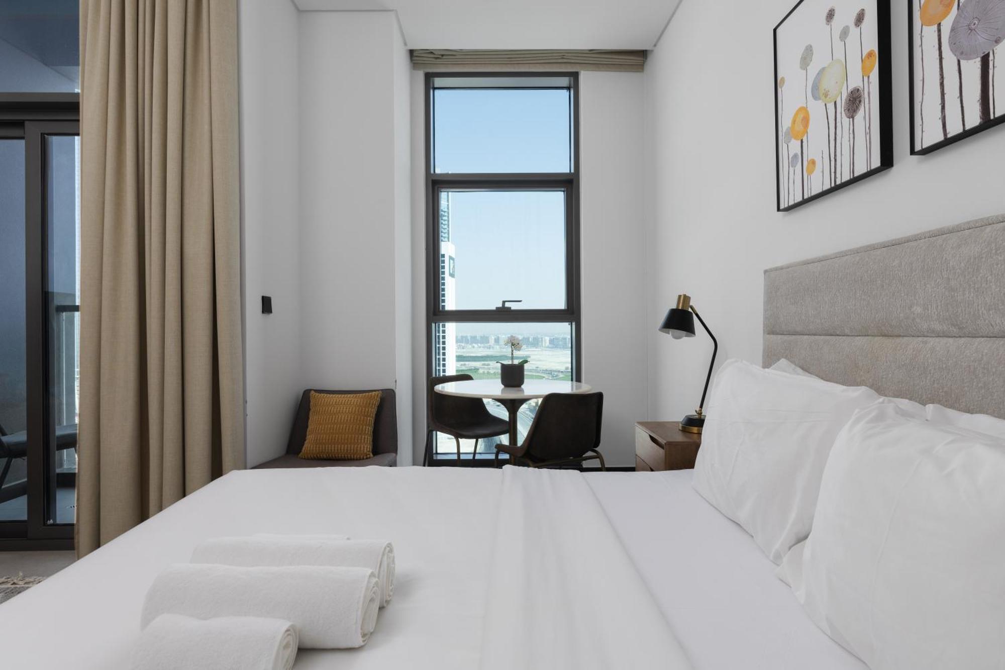 Waves - Stylish 13th-floor With Top-notch Amenities Apartment *